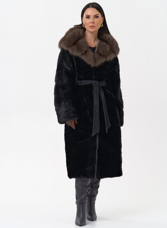 Норковая шуба с капюшоном из меха куницы