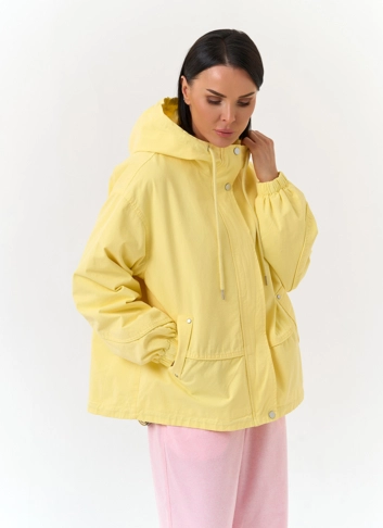 Женская ветровка с капюшоном 