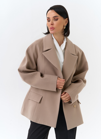 Женское укороченное пальто с двойным поясом