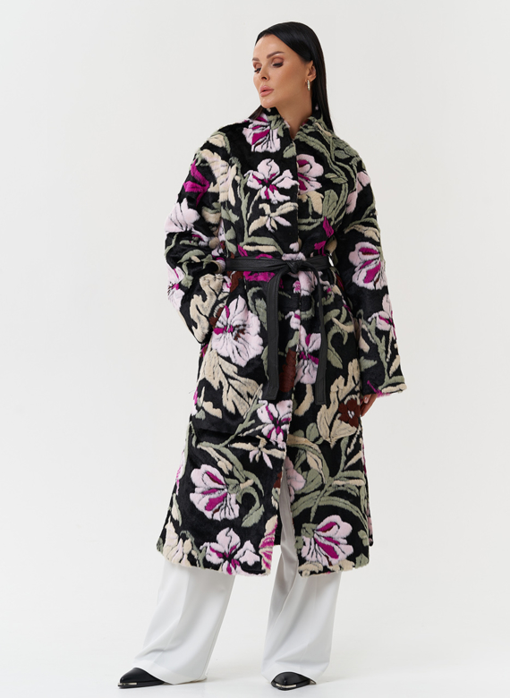 Пальто из эко меха с цветочным принтом