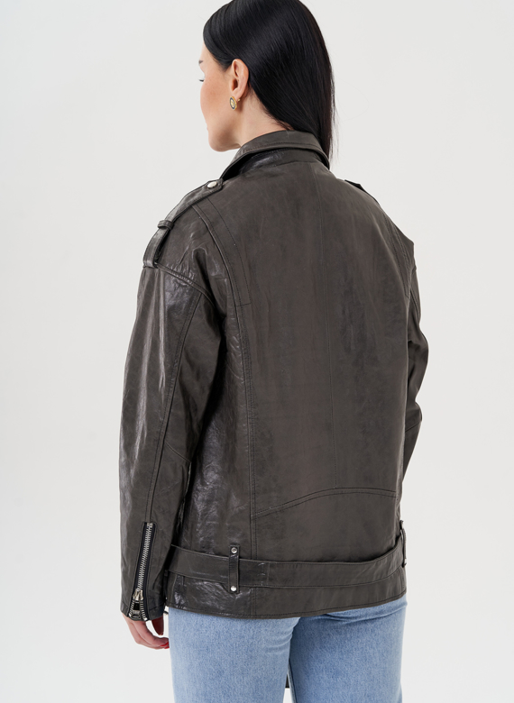 Длинная косуха из натуральной кожи серого цвета