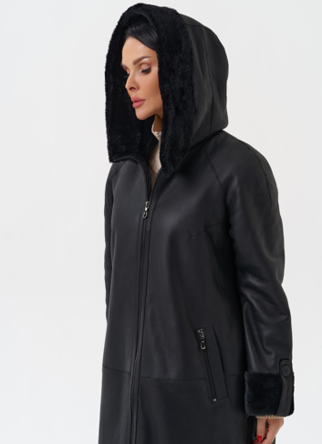 Натуральная дубленка с капюшоном