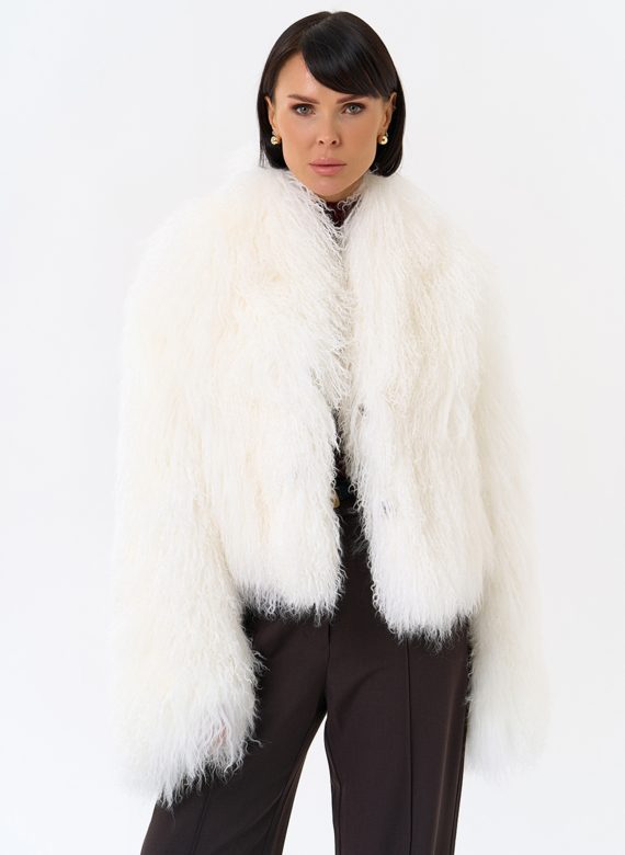 Белая шуба из ламы