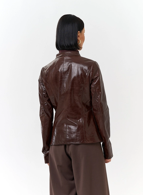 Женская куртка из натуральной кожи