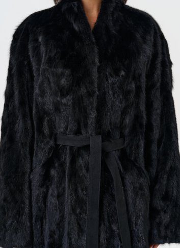 Длинная шуба из меха норки с поясом