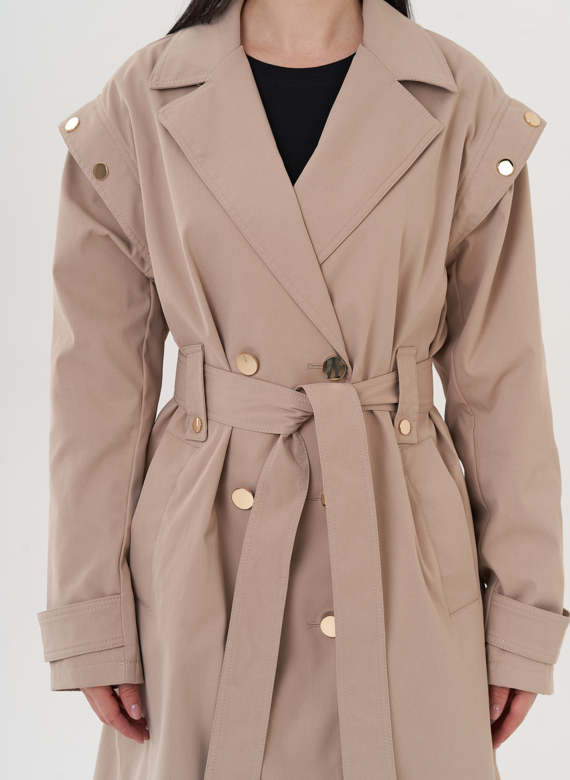 Классический плащ бежевого цвета
