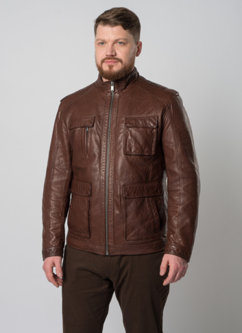 Мужская кожаная куртка коричневого цвета