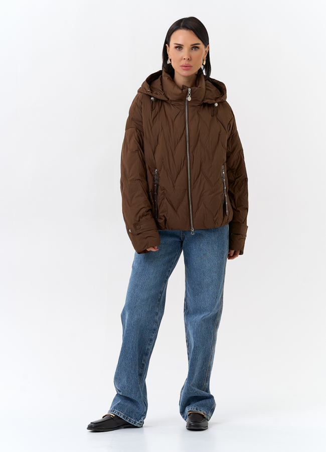 Женская куртка с капюшоном в коричневом цвете модель № 32504 универмаг малина