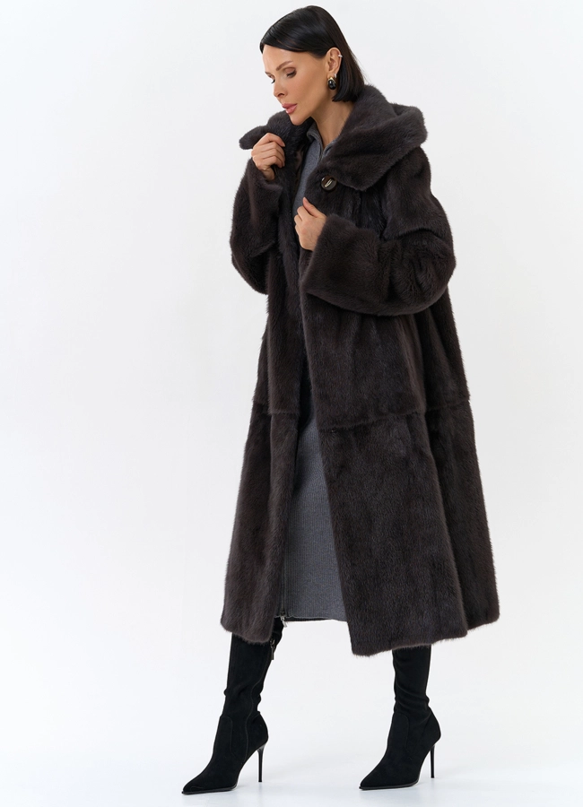 Женская шуба из меха норки  капюшоном модель № 24811 универмаг малина