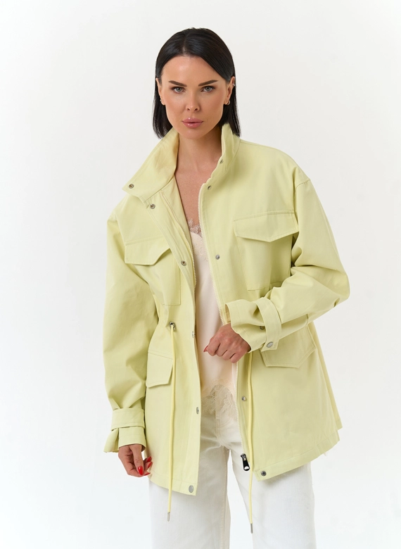 Женская ветровка с воротником стойкой
