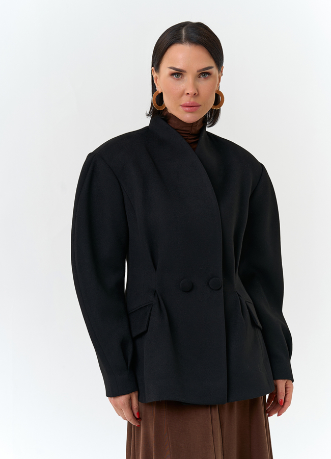 фото Женское укороченное пальто с акцентными рукавами модель № 32780