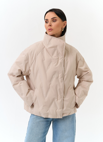 Женская куртка с воротником стойкой